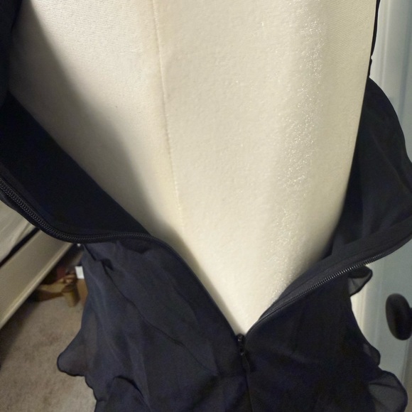 NWT Abercrombie & Fitch Black Ruffle Maxi Dress - Picture 5 of 8